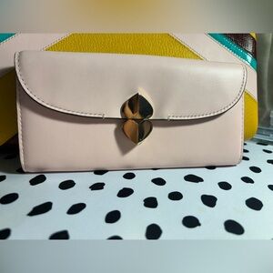 SOLD KATE SPADE ♠️ WALLET BLUSH PINK